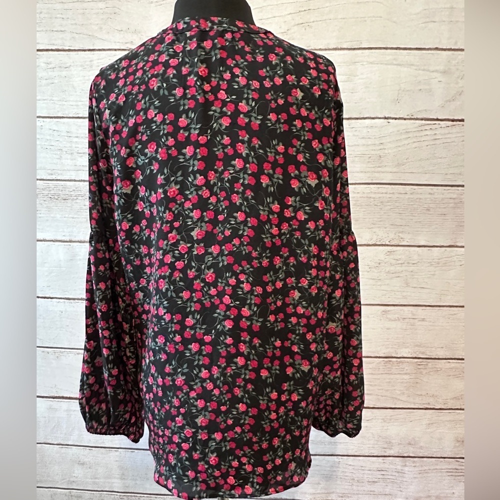 Harvé Benard Black Blouse with Tiny Red Roses! 🌹Large - Picture 3 of 5